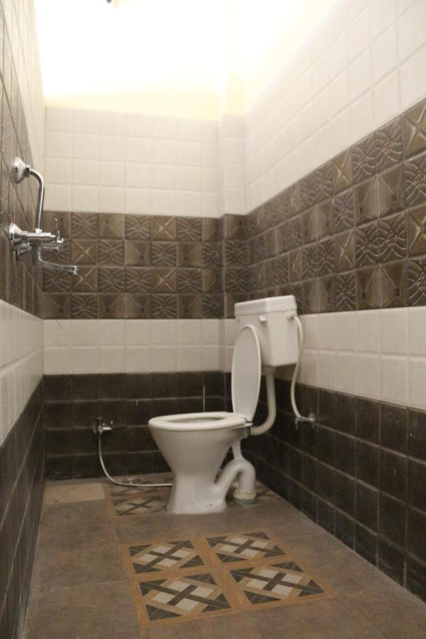 Mother Hostel Варанаси Экстерьер фото