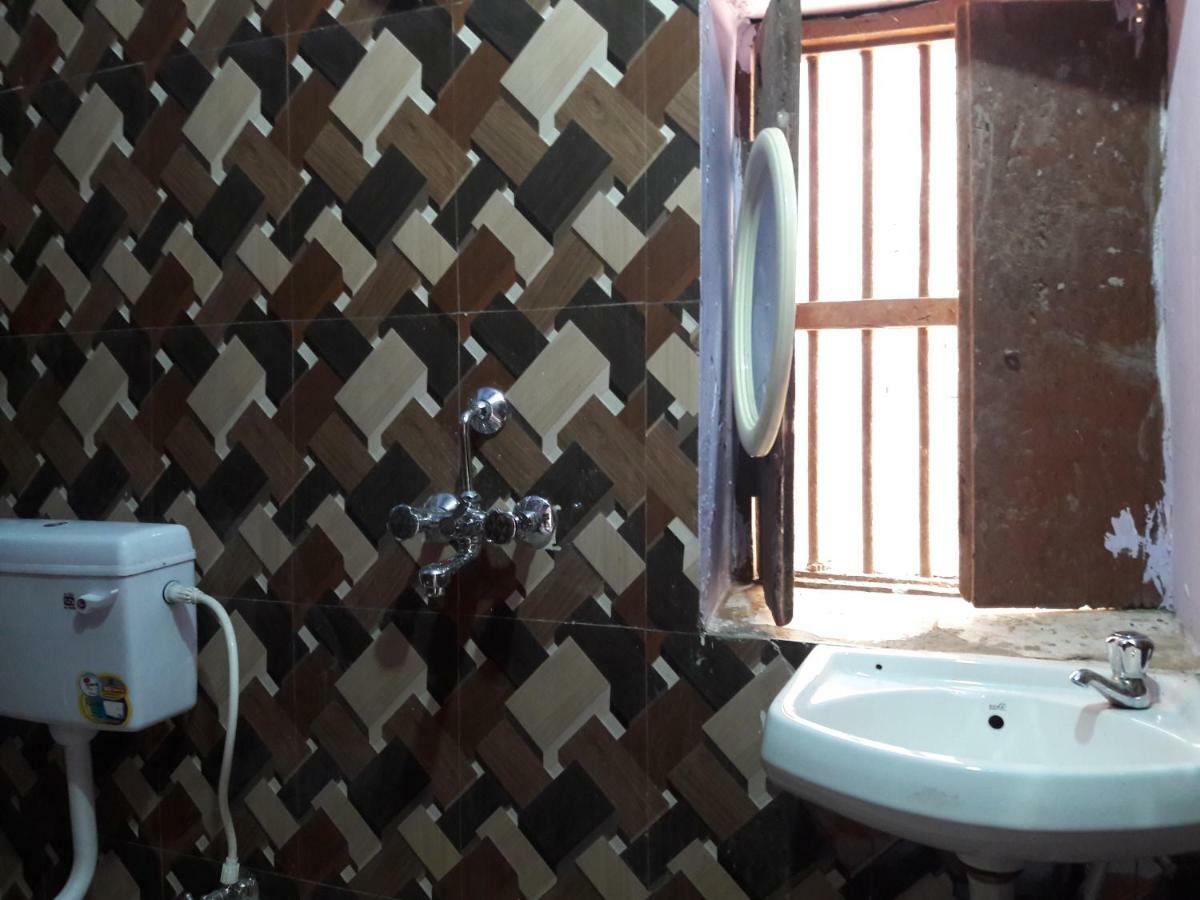 Mother Hostel Варанаси Экстерьер фото